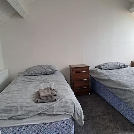 1 Bed Apart Dowlais Exterior foto